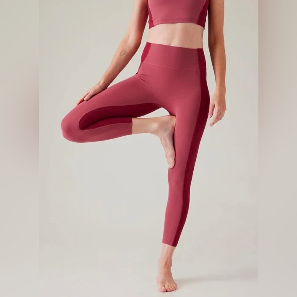 Athleta Transcend Colorblock 7/8 Tight Berry Rose Red High Rise Legging EUC XS
